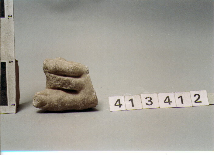 statua/ piede (SECC. III A.C. / IV D.C)