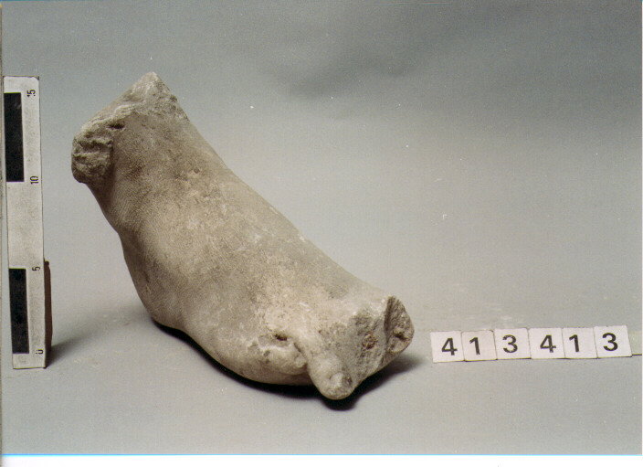 statua/ piede (SECC. III A.C. / IV D.C)