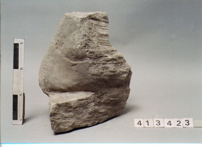 statua/ piede (SECC. III A.C. / IV D.C)