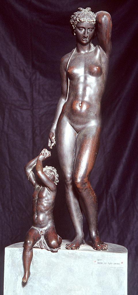 Danae e il figlio Perseo (statua) di Cellini Benvenuto (sec. XVI)