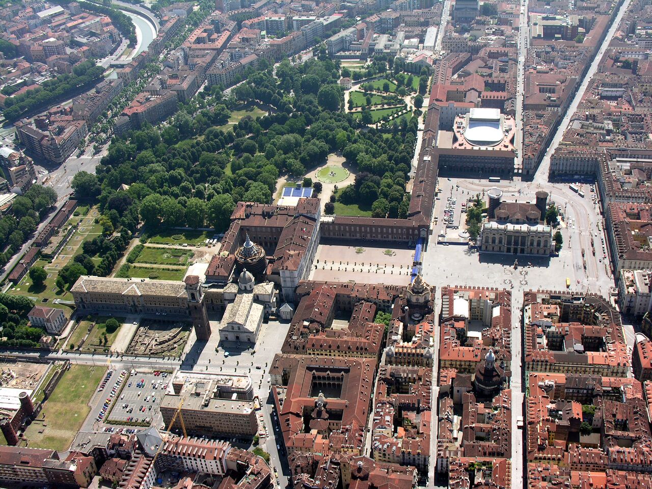 https://www.artaroundyou.it/it/lista-musei/490153-palazzo-reale/