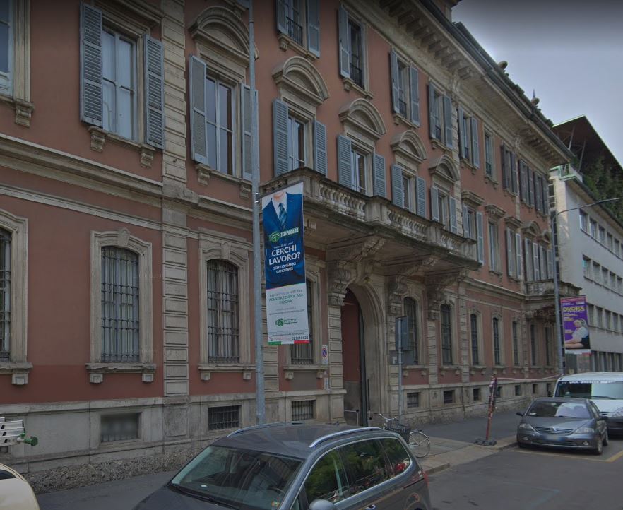 Facciata di edificio (palazzo) - Milano (MI)  (XIX, metà)