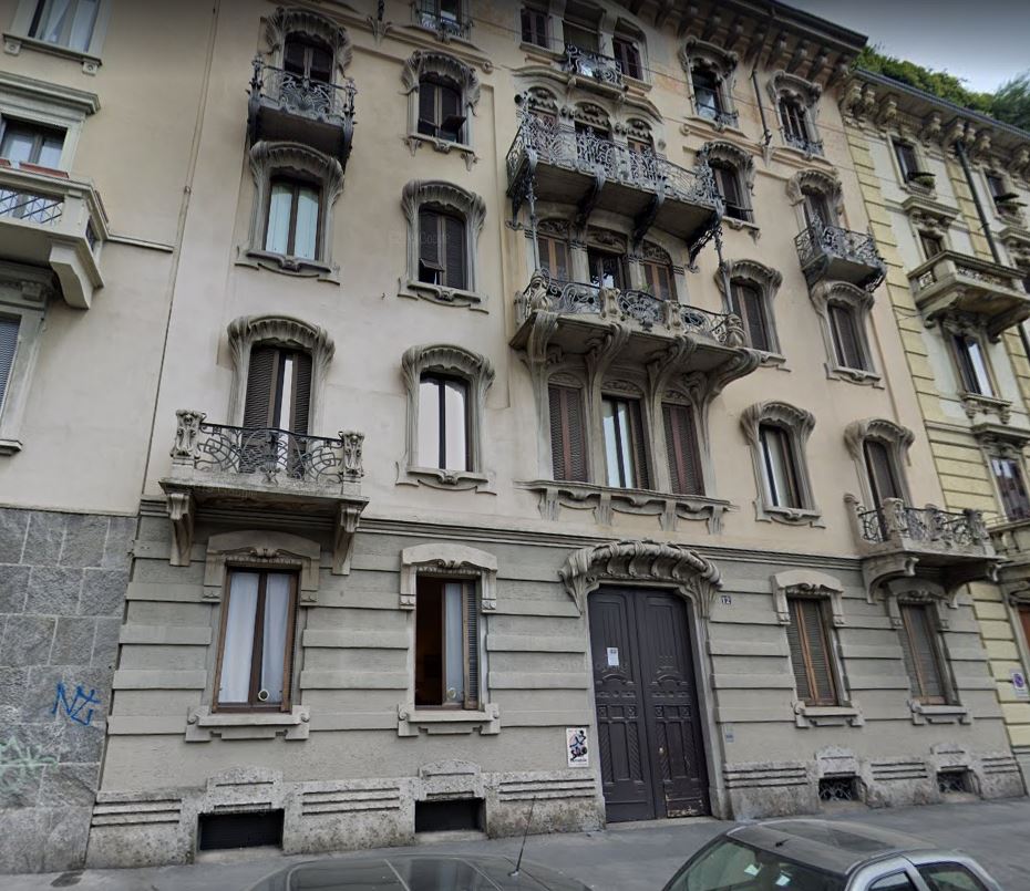 Casa - Milano (MI)  (XX)