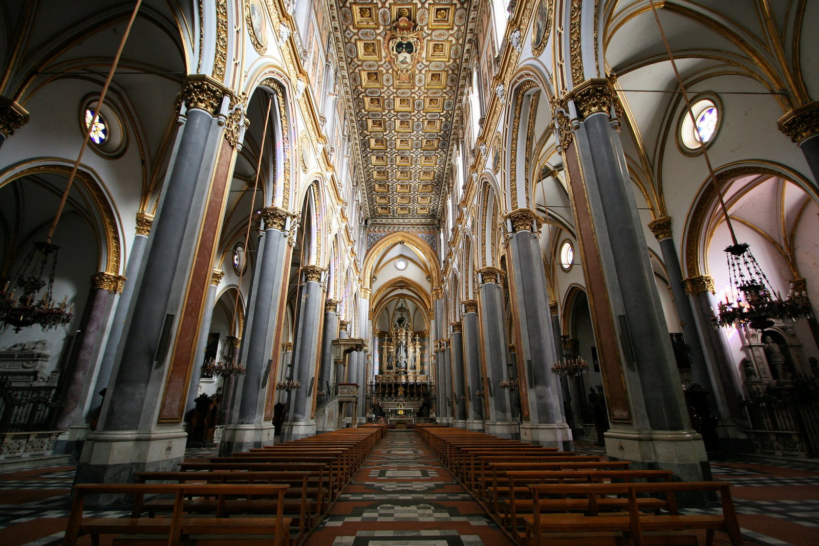 Basilica di san domenico maggiore