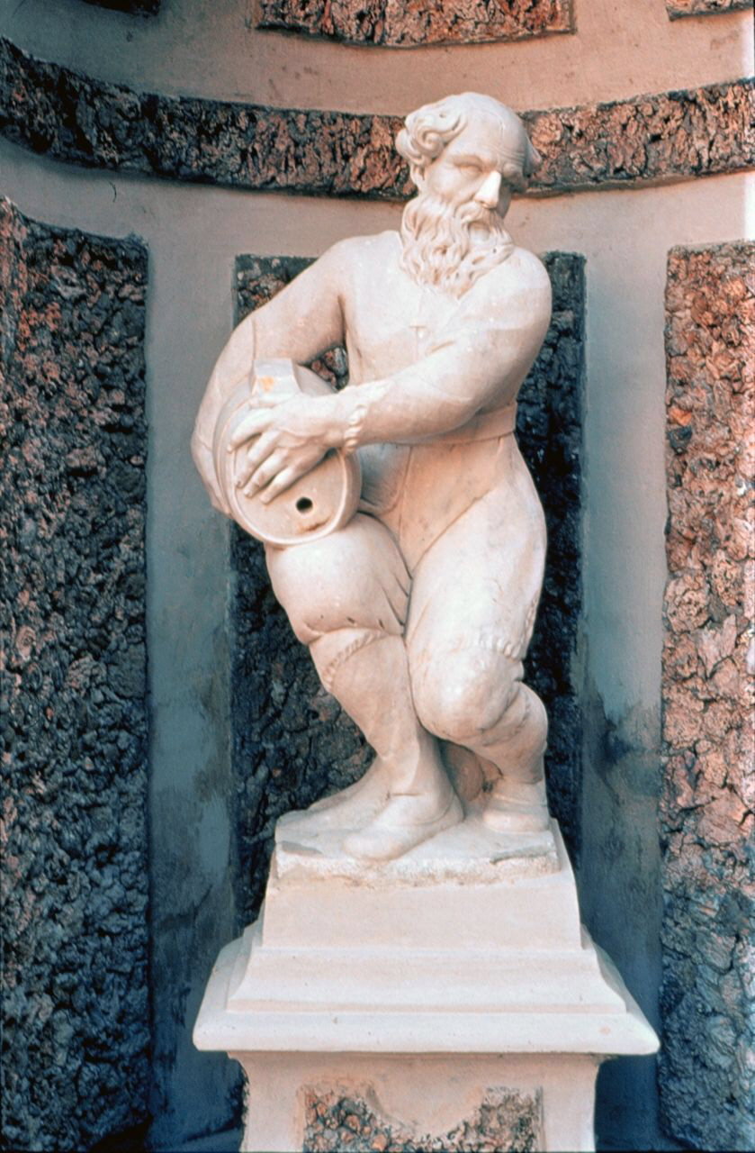 figura maschile di anziano con botte (statua, elemento d'insieme) - ambito 
