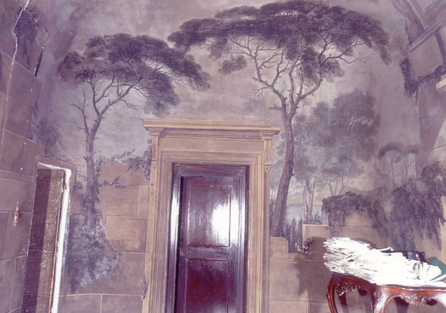 bosco con laghetto, statue, tempietto e figure (dipinto) - ambito bolognese (sec