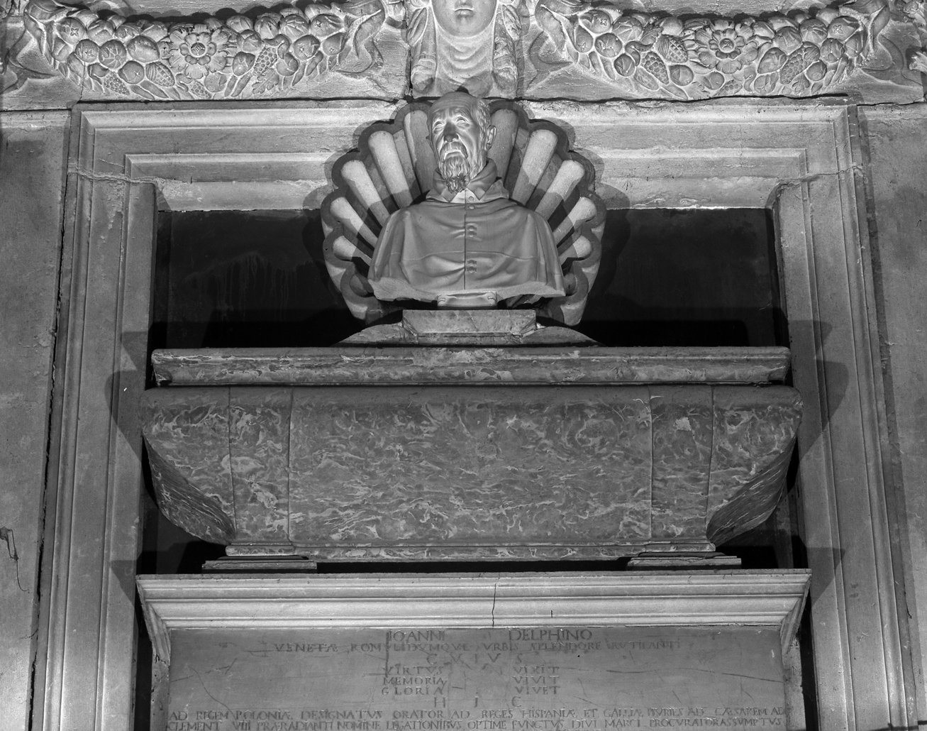 cardinale Giovanni Dolfin (busto) by Bernini Pietro (primo quarto sec. XVII)