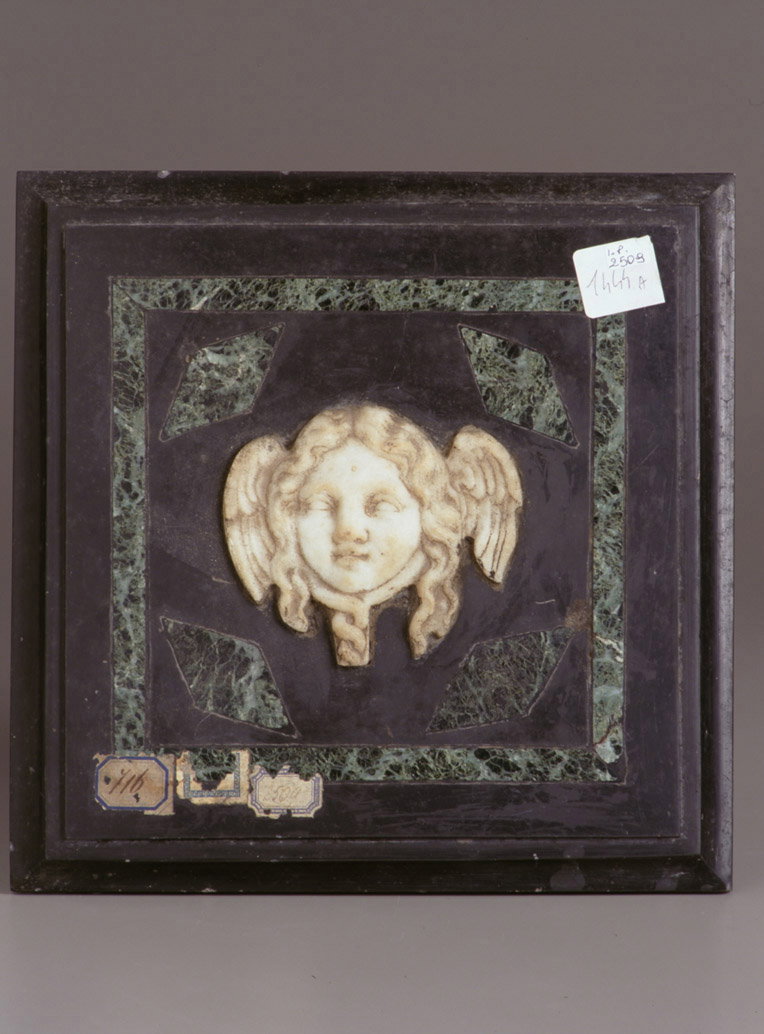 testa di Medusa (rilievo) - bottega romana (seconda met&agrave; sec. XVIII)
