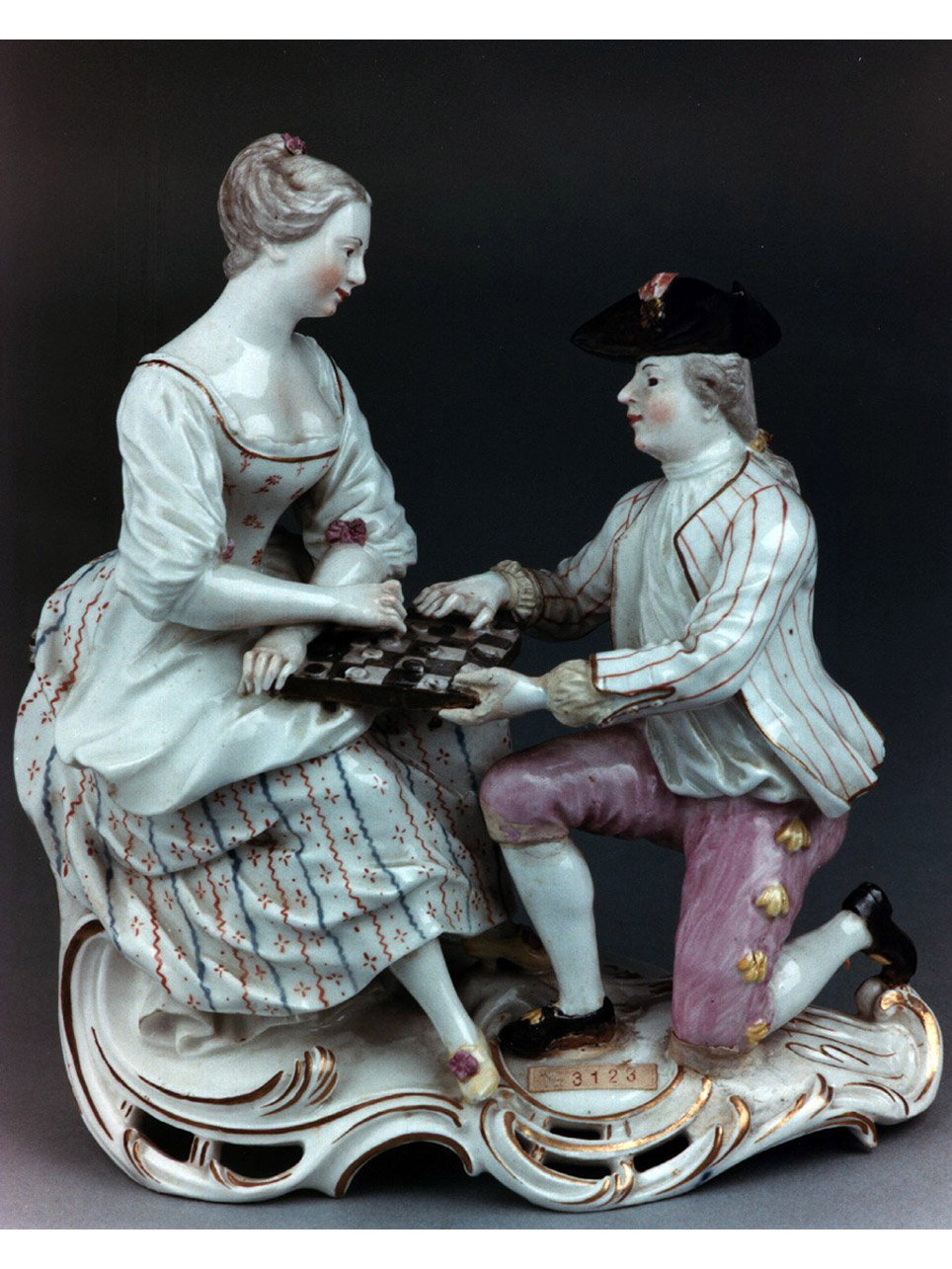 giocatori di dama (scultura miniaturistica) - manifattura di Frankenthal (sec. X