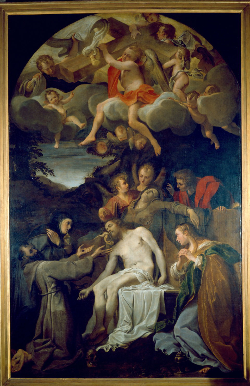 Piet&agrave; con i santi Giovanni Evangelista, Maddalena, Francesco, Chiara d 