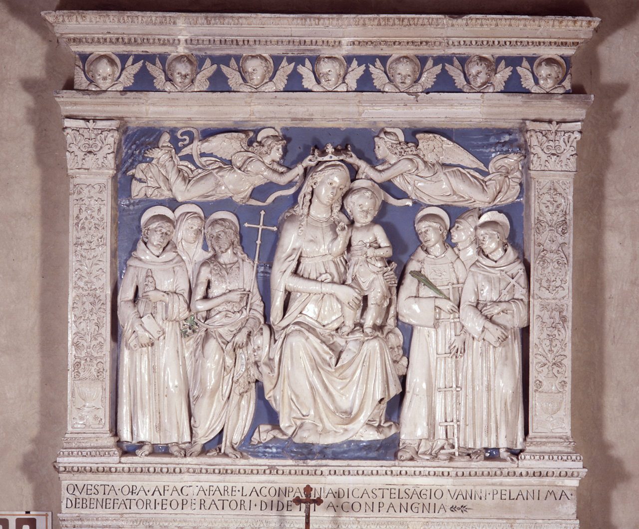 Madonna con Bambino tra Santi e angeli (rilievo) di Della Robbia Andrea (fine se