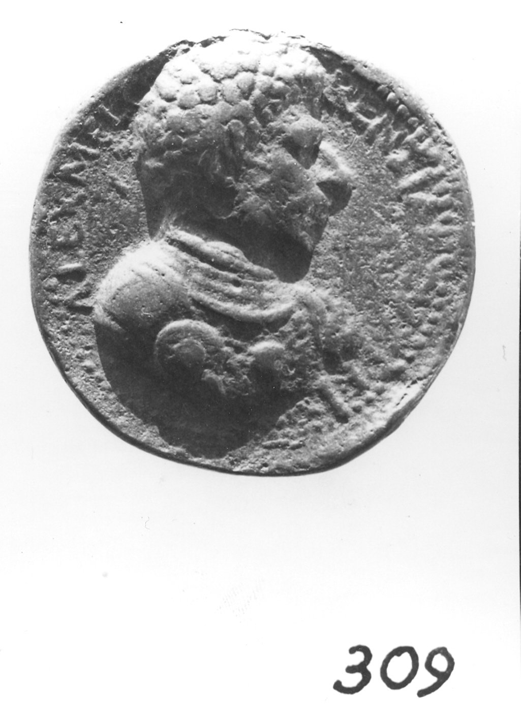 busto di uomo (medaglia, elemento d'insieme) di Domenico di Polo di Angelo 