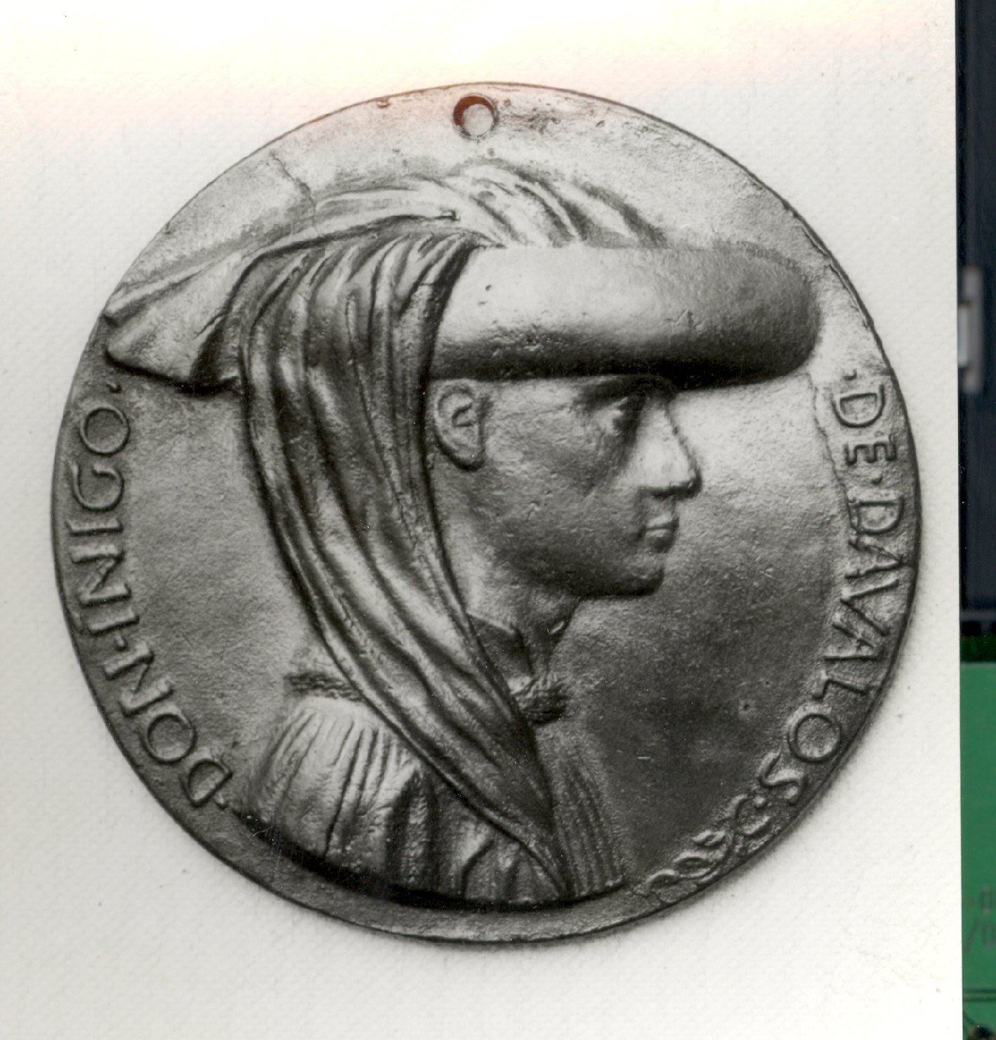ritratto d'uomo di profilo (medaglia, elemento d'insieme) di Antonio d