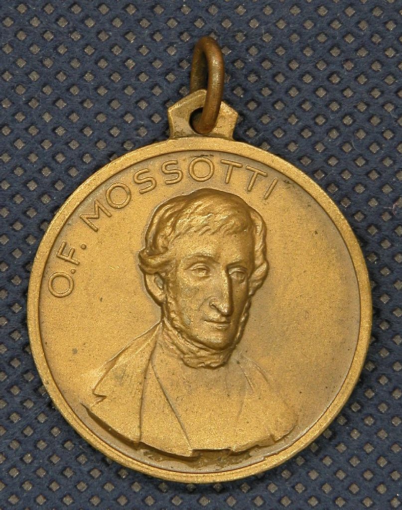 Diritto: Busto di Ottaviano Fabrizio Mossotti; Rovescio: riproduzione di una sta