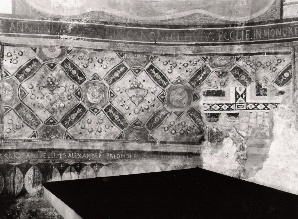 motivi decorativi geometrici (dipinto) - ambito romano (secc. XIII/ XIV)