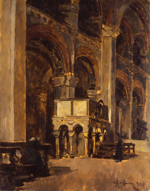 interno della chiesa di Sant'Ambrogio