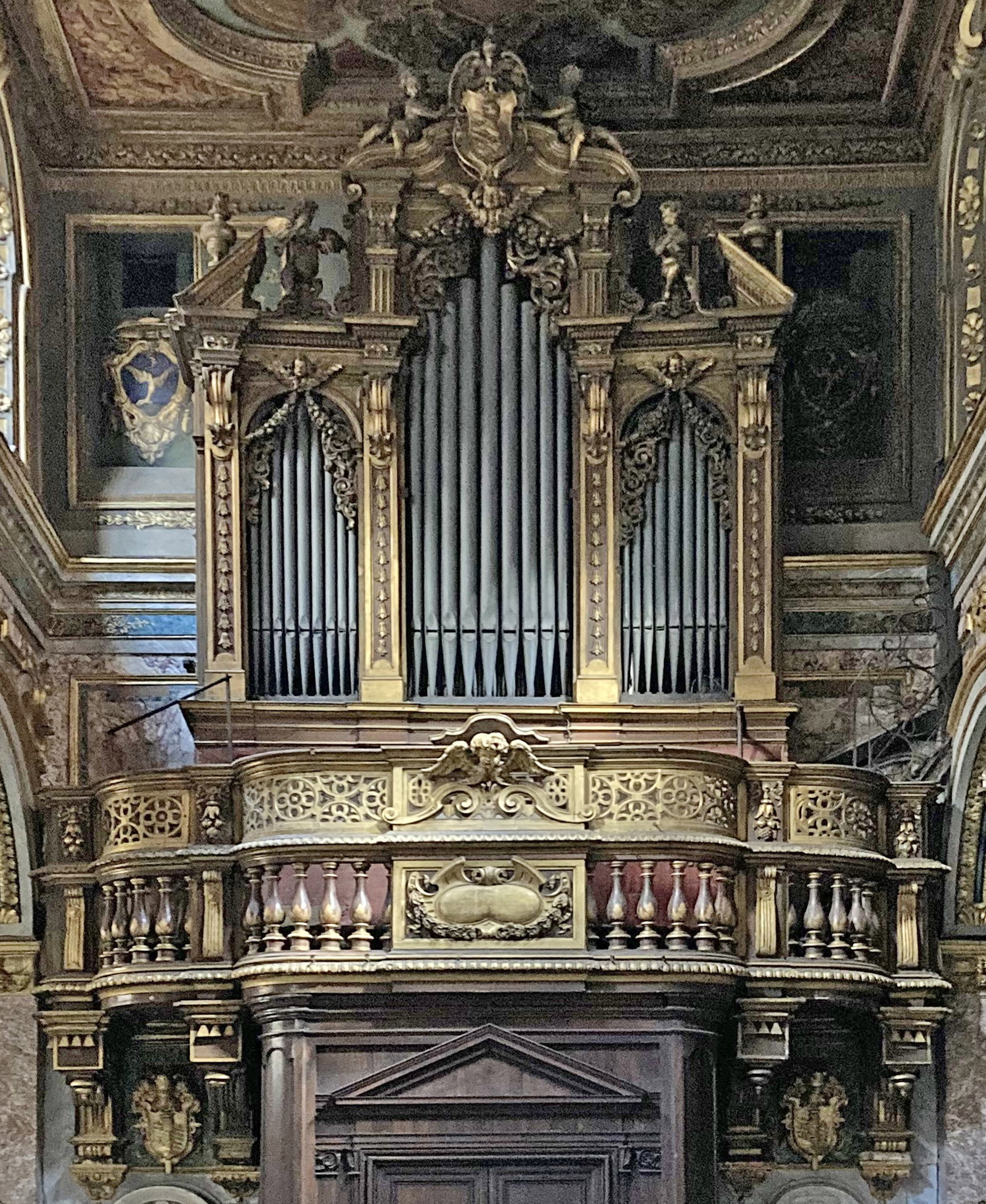 Roma, basilica di Santa Maria in via Lata - Cantoria e organo a canne