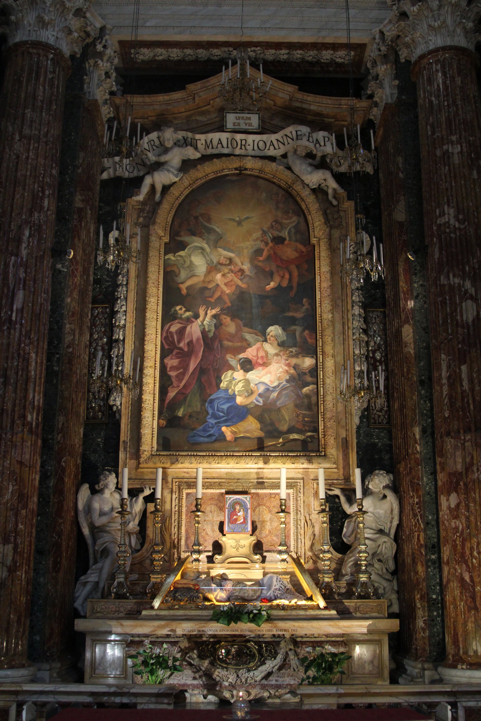 Rome Santa Maria in Campitelli 2020 P03 Saint Giovanni Leonardi Altar