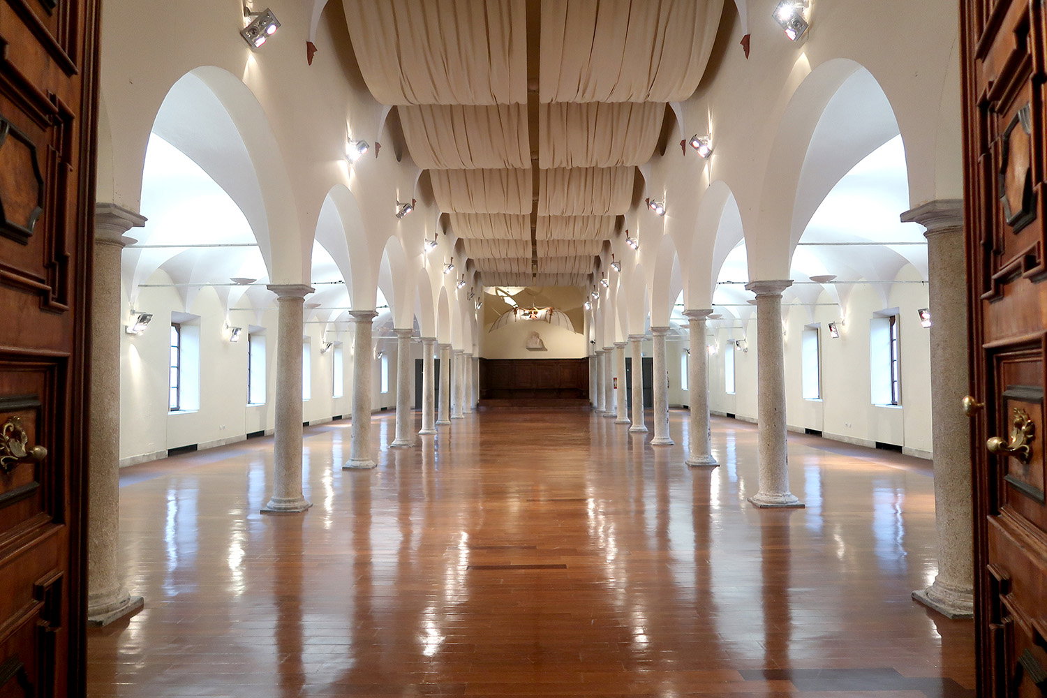 Sala delle colonne - Museo Nazionale Scienza e Tecnologia Leonardo da Vinci