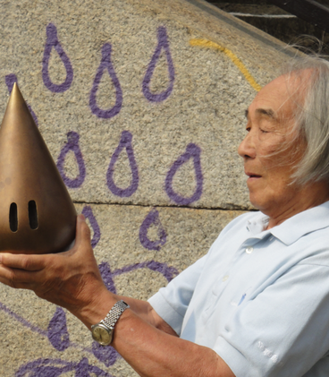 Azuma Kengiro (1926/)